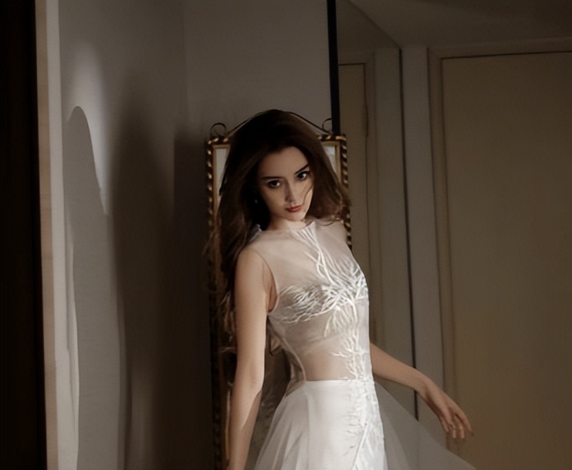 表面是仙女,背地里却是“老烟枪”的女星,真是让人意外