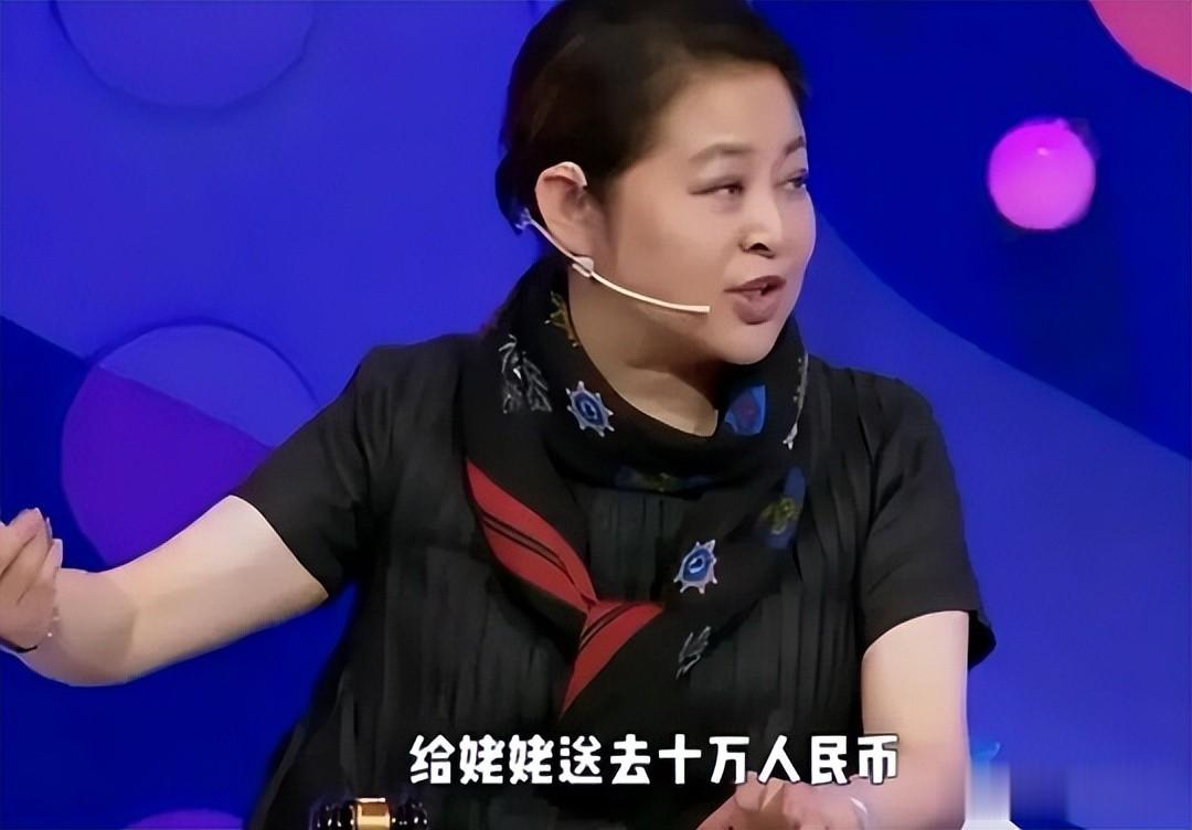 67岁倪萍受采访面相大变, 朝天鼻脸馒化, 罕谈儿子迷游戏被她劝退学