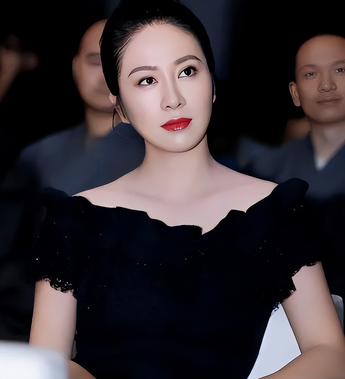 46岁叶璇：曾被称古装美人，如今拍短剧，本人回应引全网夸赞