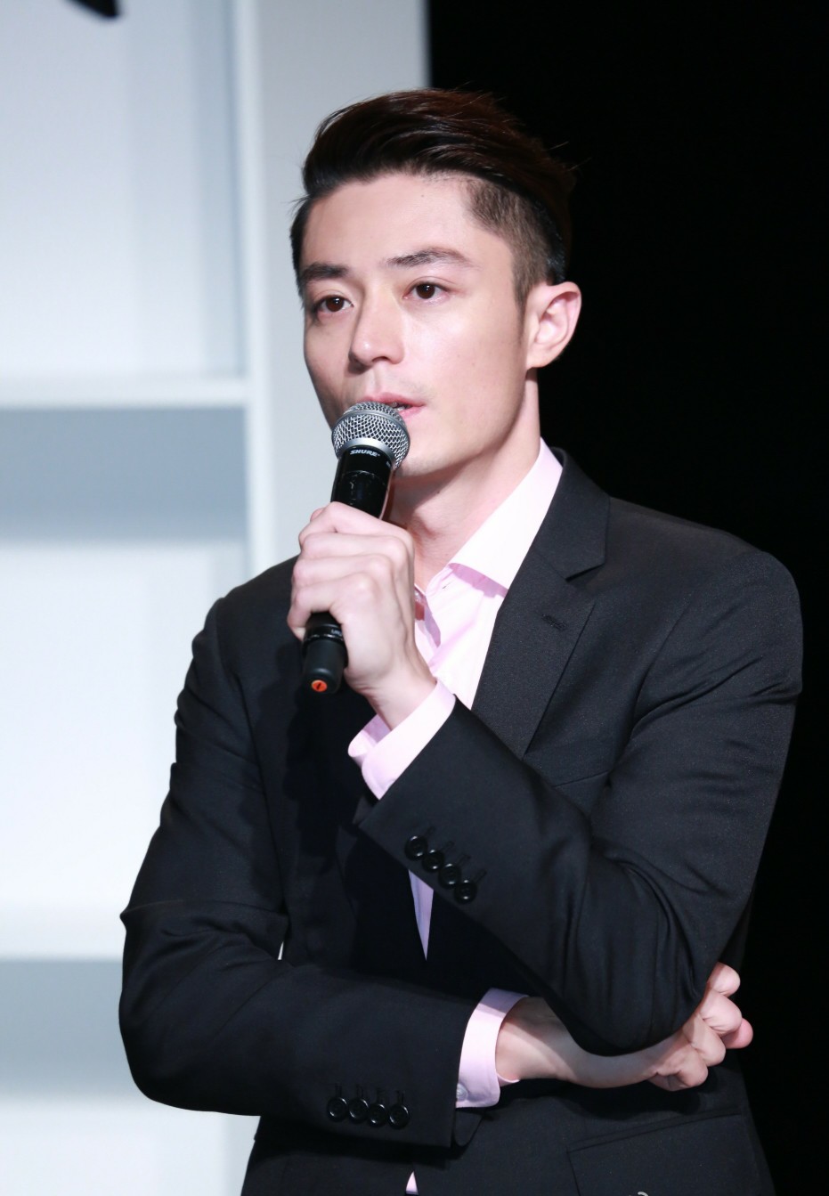 结婚9年后，这次林心如的爆料，没给46岁霍建华留一丝“体面”