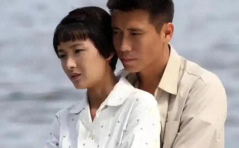 演员黄曼现状曝光！终于公开与李乃文真正关系，原来我们都被骗了