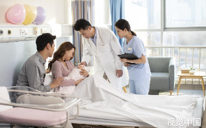 孕 8 周辞职养胎被婆婆骂吃白饭，我骗她这胎是男宝，她喜笑颜开，对我呵护有加；直到生出女儿这天，她崩