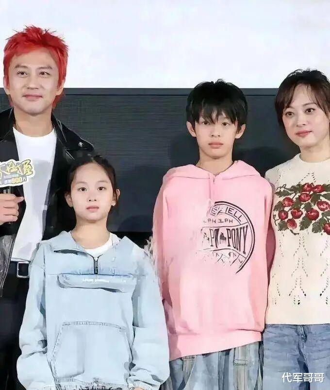 43岁孙俪近况曝光！与邓超结婚16年恩爱如初，12岁女儿成为全家骄傲