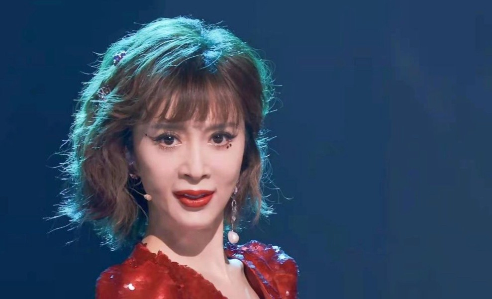 看了赵子琪在《浪姐7》的待遇，金巧巧的话，终于有人信了