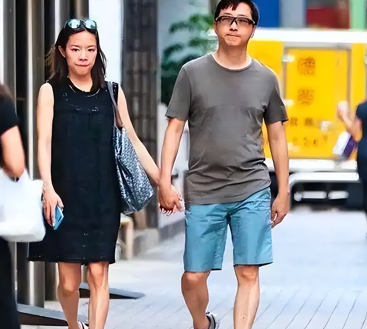 庾澄庆没想到，被儿子恩利亲手撕碎的体面，前妻伊能静一句话挽回