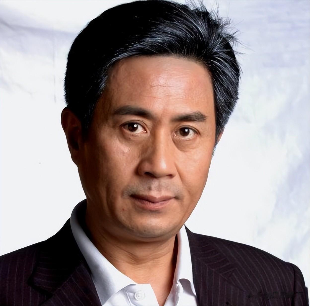 郭凯敏娶尤勇智前妻为妻子，成一生中最满意决定，活成人生赢家