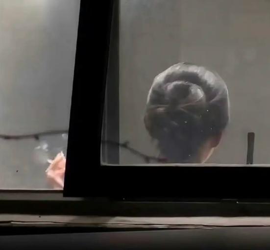 口碑暴涨刚1个月，向涵之传黑料，与吴磊恋情传闻3年前真相大白