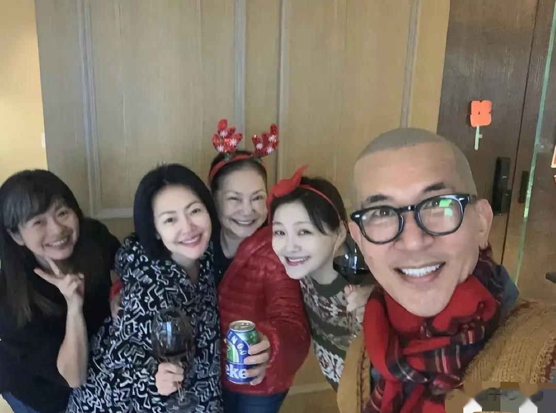 小S终于扛不住了！含泪承认后悔带大S出游，如今日子过得一片空白