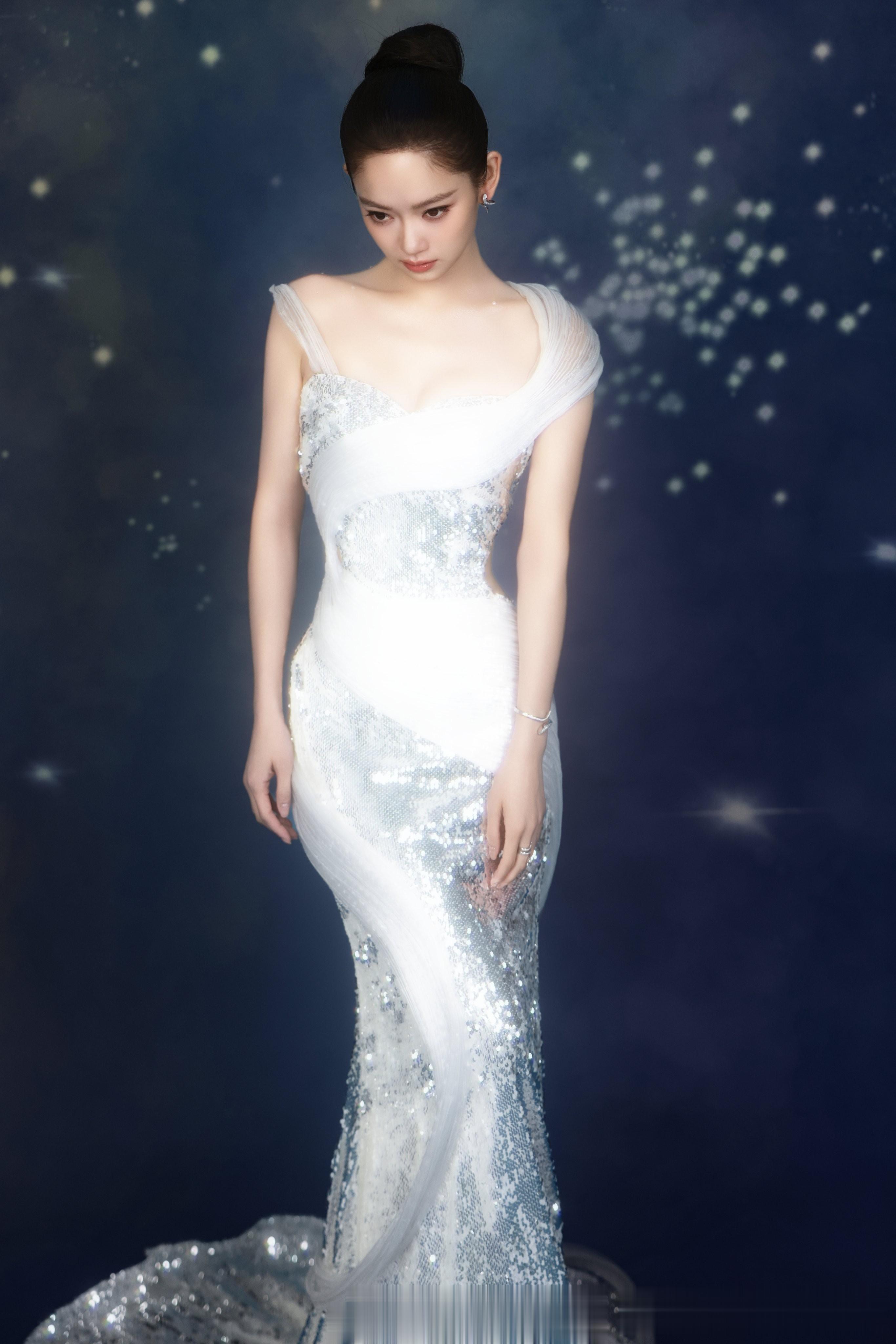 陈雨锶分享图片