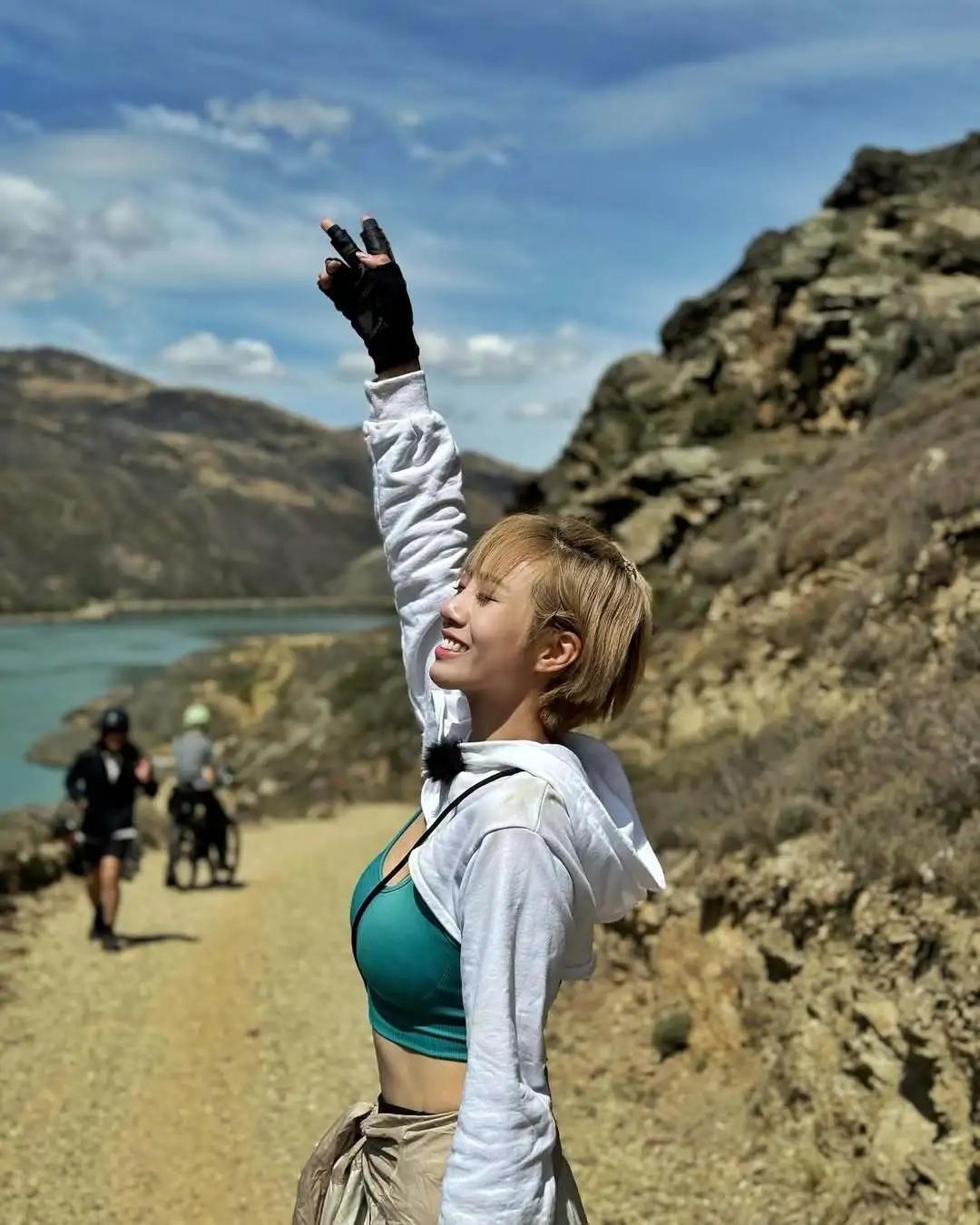 TVB小花32岁生日晒豪宅花园，传与富三代秘恋两年已融入男方家族