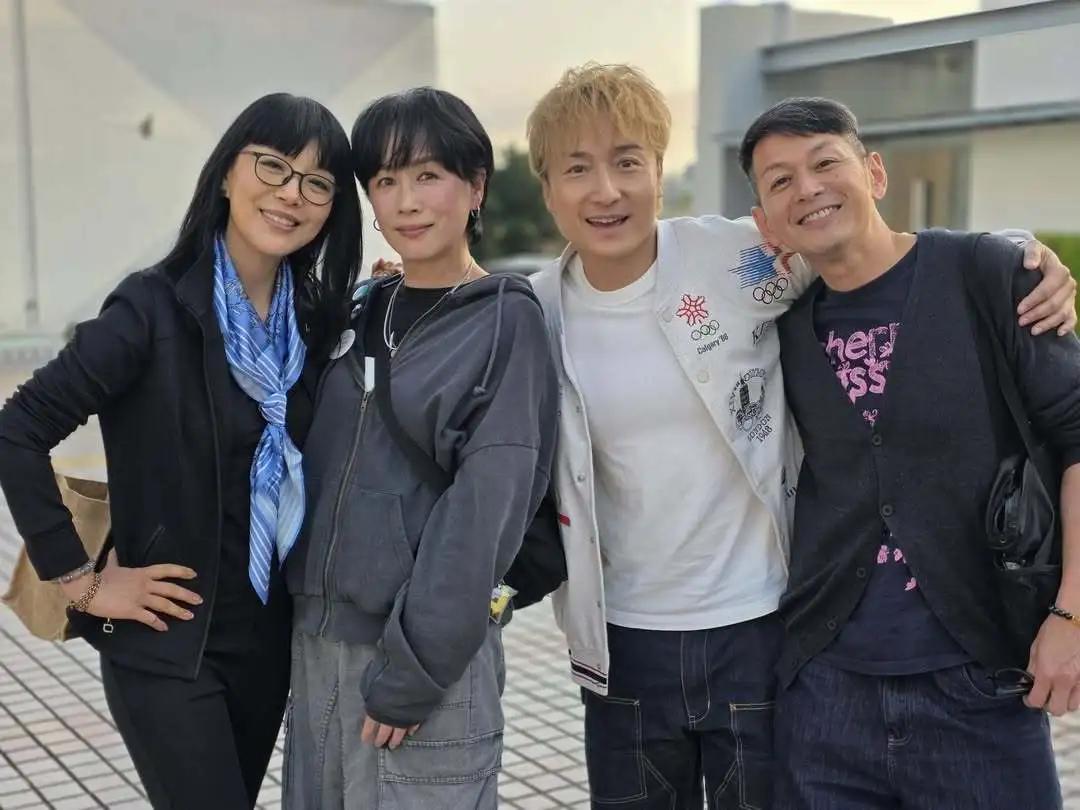 前TVB女星右眼包纱布,自曝连做两次手术仍未痊愈，或将第三次开刀