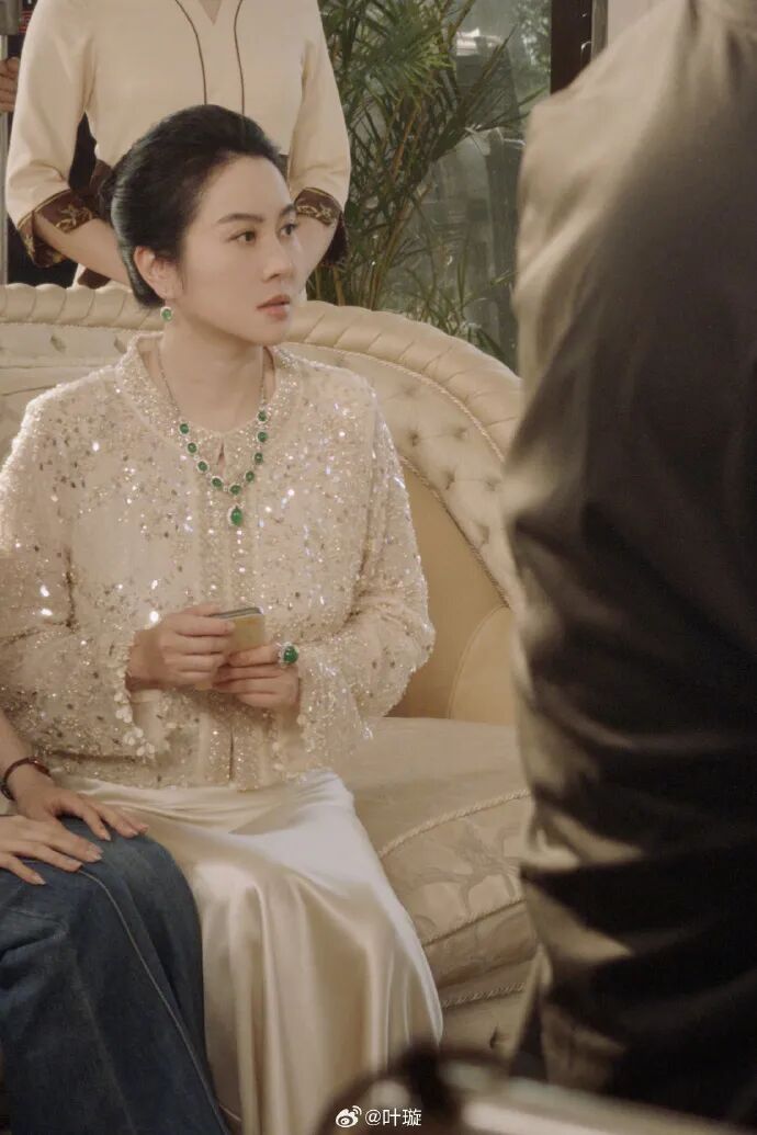 知名女演员转型拍短剧演婆婆，被指“自降咖位”，本人回应