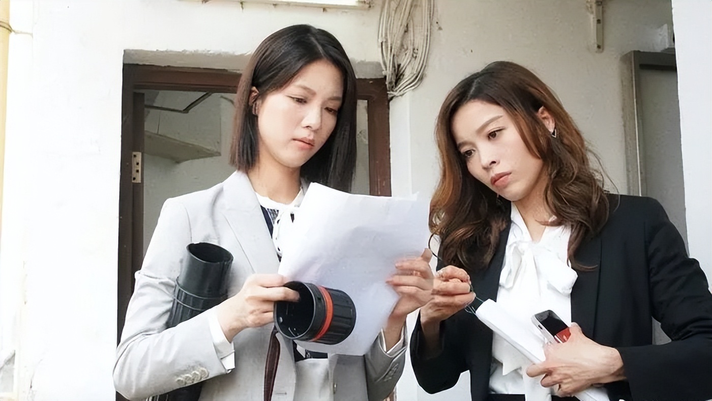 TVB花旦无悔事业上升期选择早婚,生完二胎决定封肚展开人生下半场