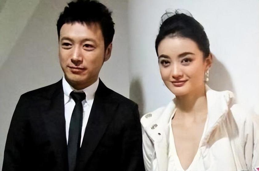 出道20年不温不火，嫁上海顶级富豪为妻，如今生双胞胎成人生赢家