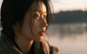 退休工人为救妻子，仿用医院公章骗取医疗费17万，被捕后全国为他求情