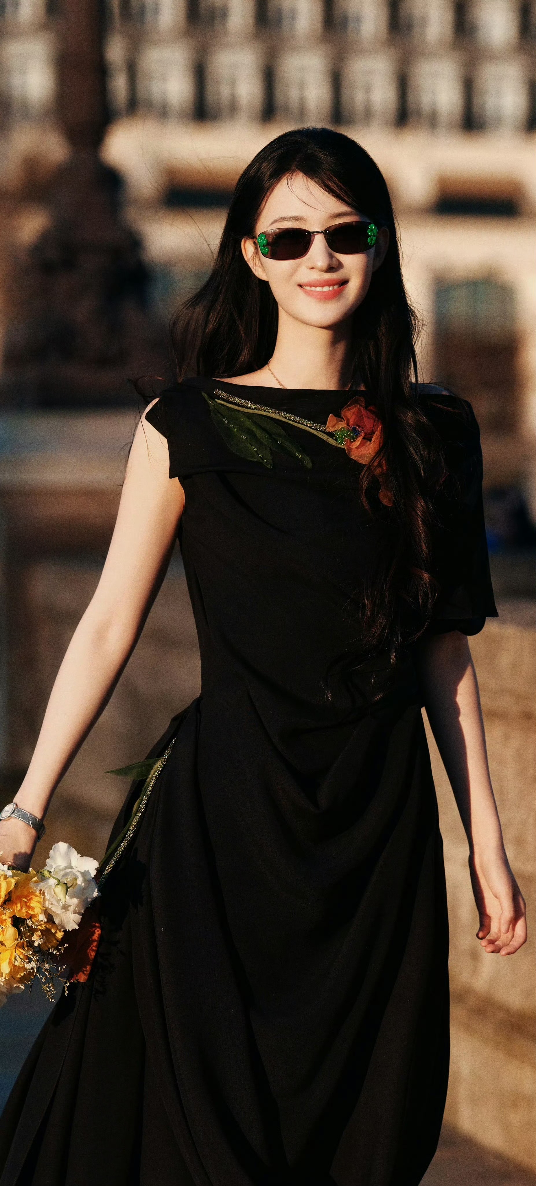 王楚然的东方骨相美学，王楚然最新穿搭造型高清无水印壁纸