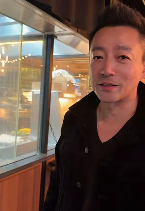 汪小菲带老婆吃好吃的！