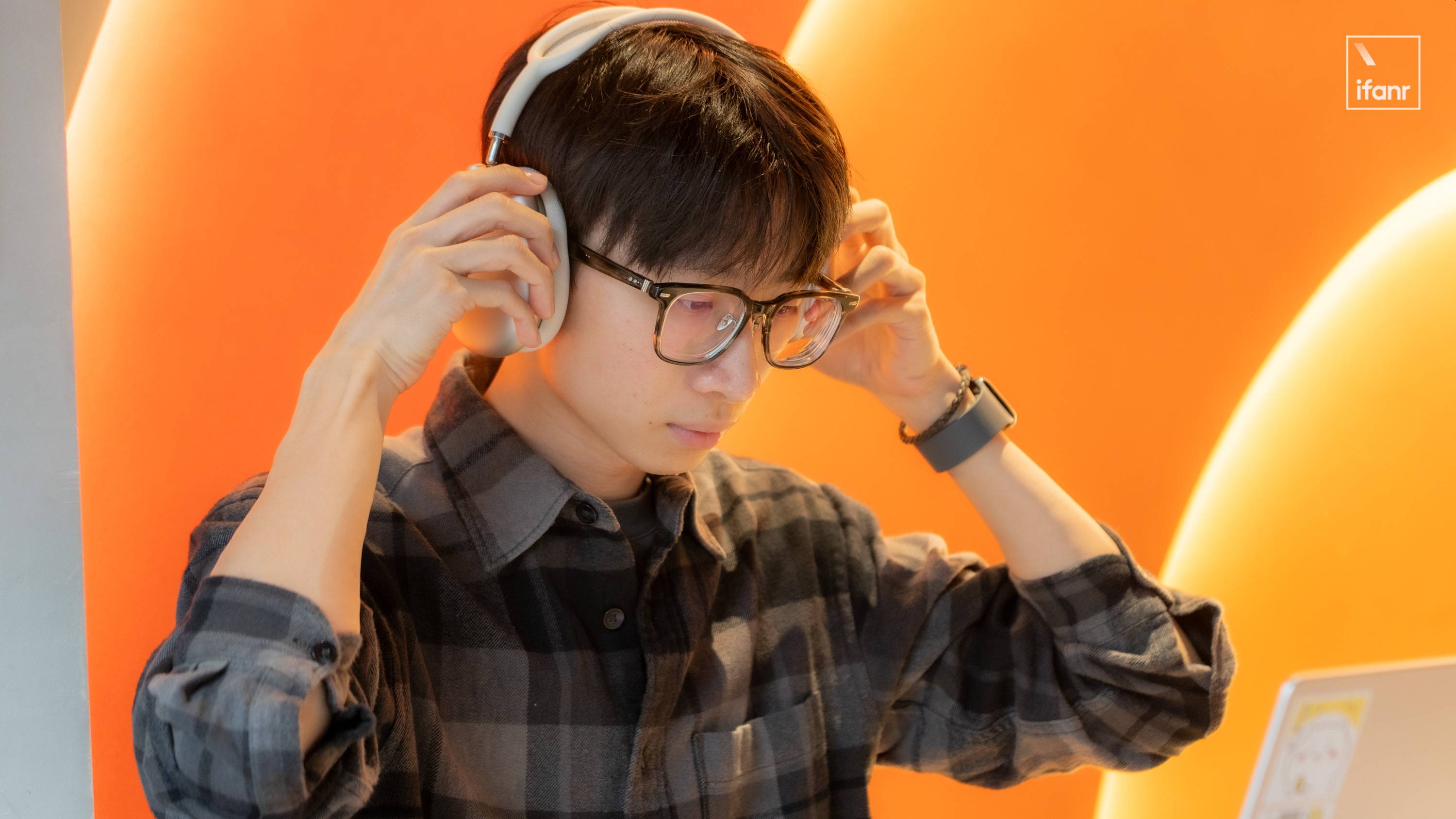 AirPods Max 2 體驗：降噪更強聲音更飽滿，穩定更新的小升級