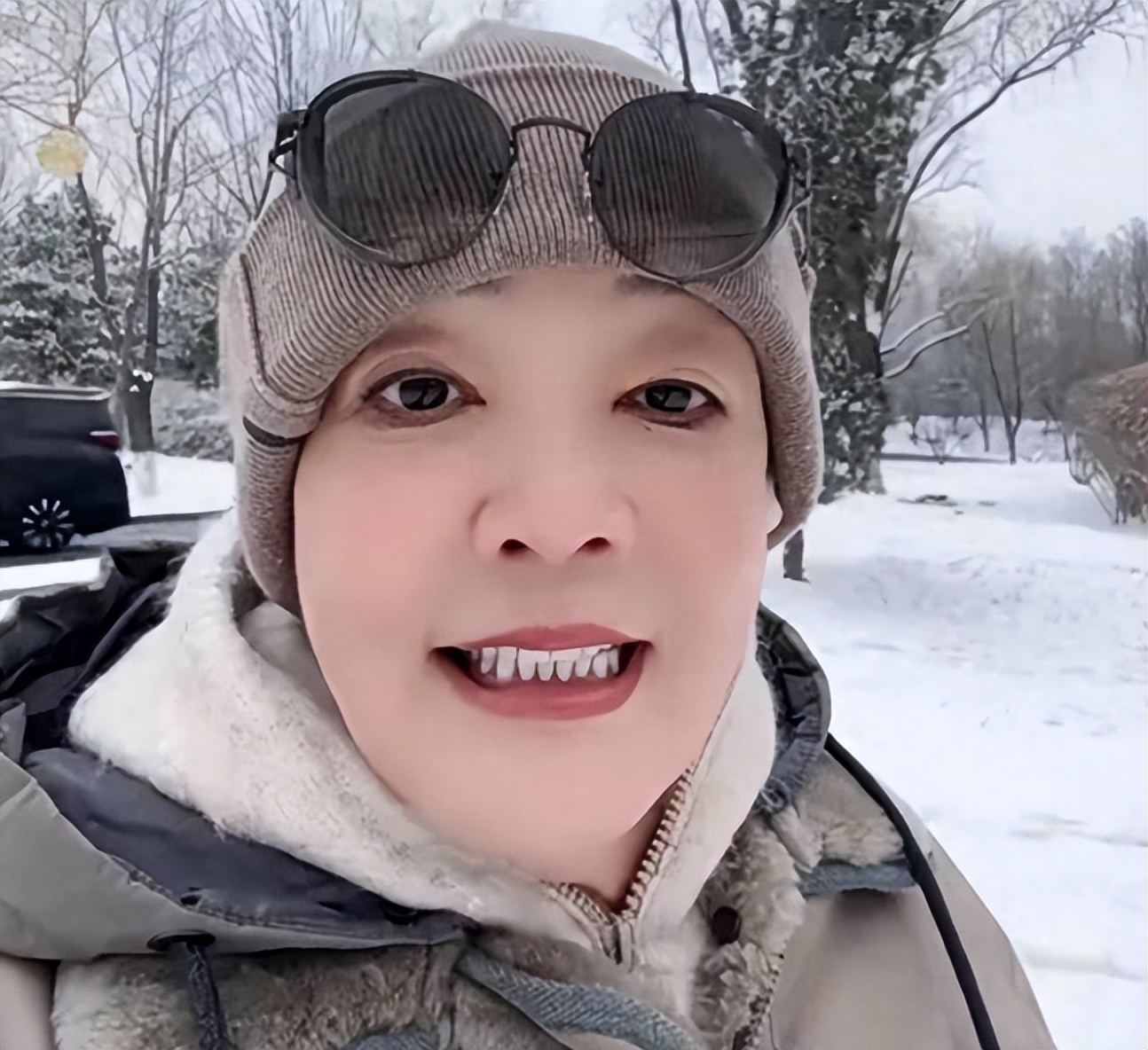 汪小菲撕破脸，曝亲妈无股权 和麻六记没关系，张兰怒言钱全给孙子