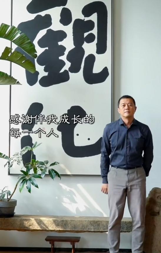 李亚鹏父女云南团聚!海哈金喜母女去他民宿度假,不复婚也很亲!