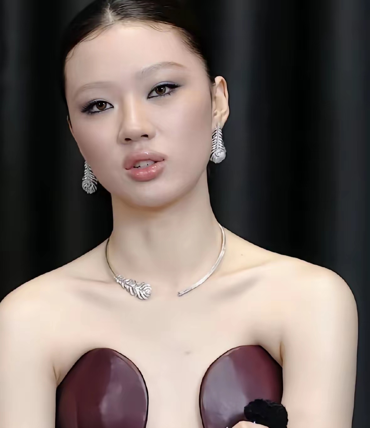 四大官媒痛批“单依纯侵权事件”，丁太升的话，终于有人信了