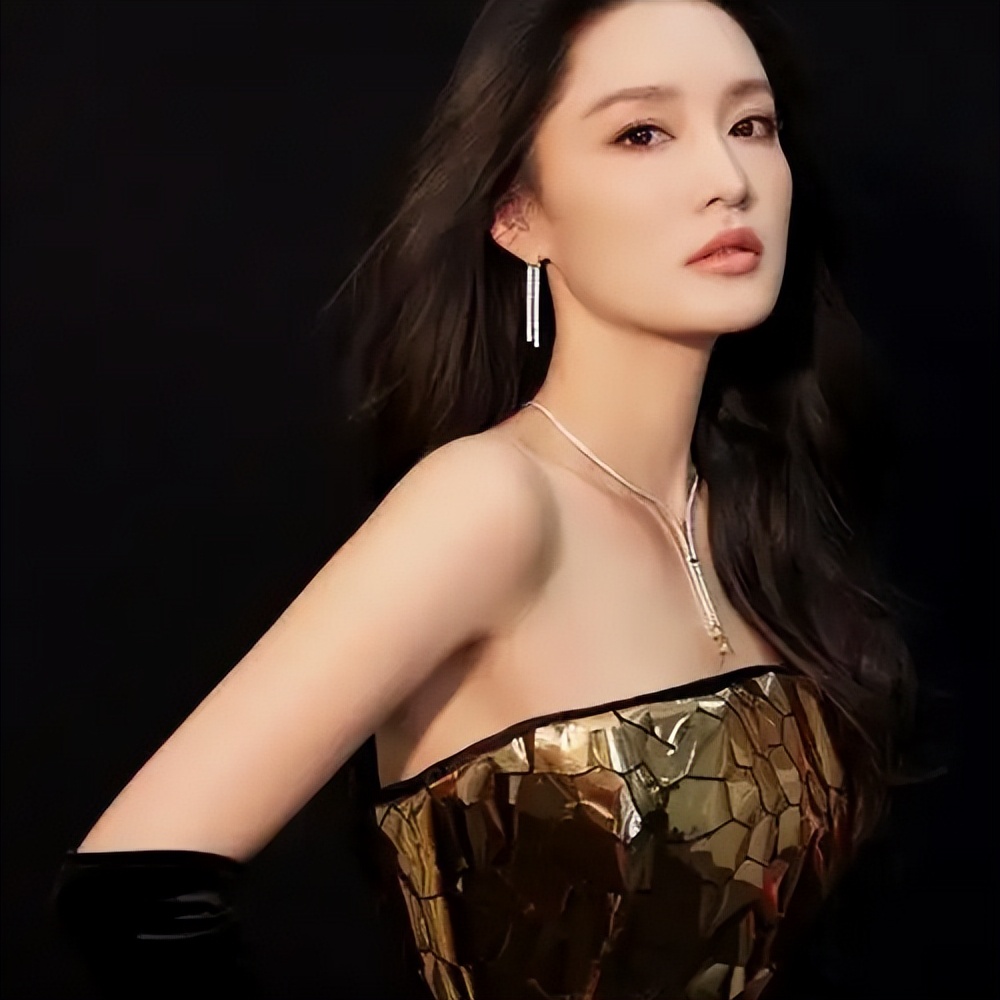 何润东翻红，“炸”出了李沁：17年来，她红不红都不重要了