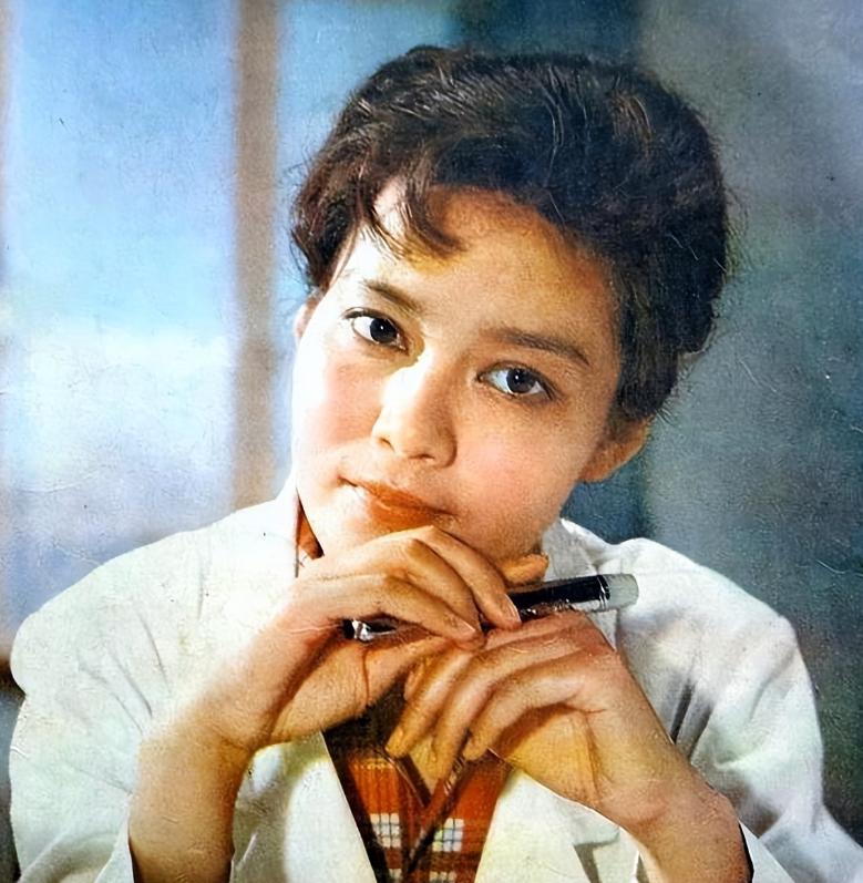 钱再多有什么用？71岁\孤身一人\的潘虹，现状给中老年人提了个醒