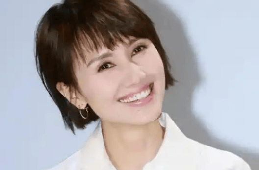 47 岁袁泉再破天花板