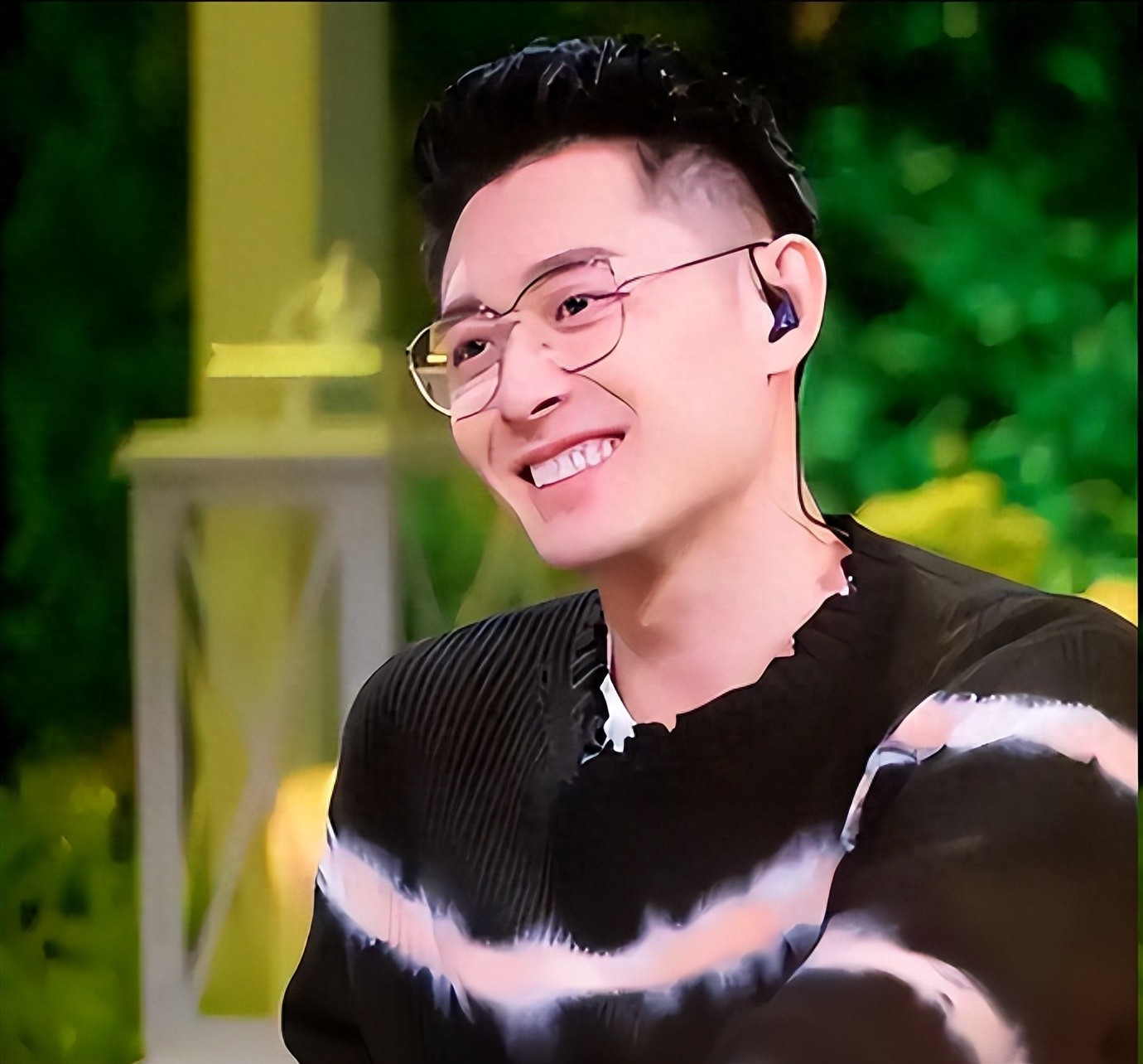 小三上位真相大白，买超疑似和邵晴切割，张嘉倪这下彻底赢了