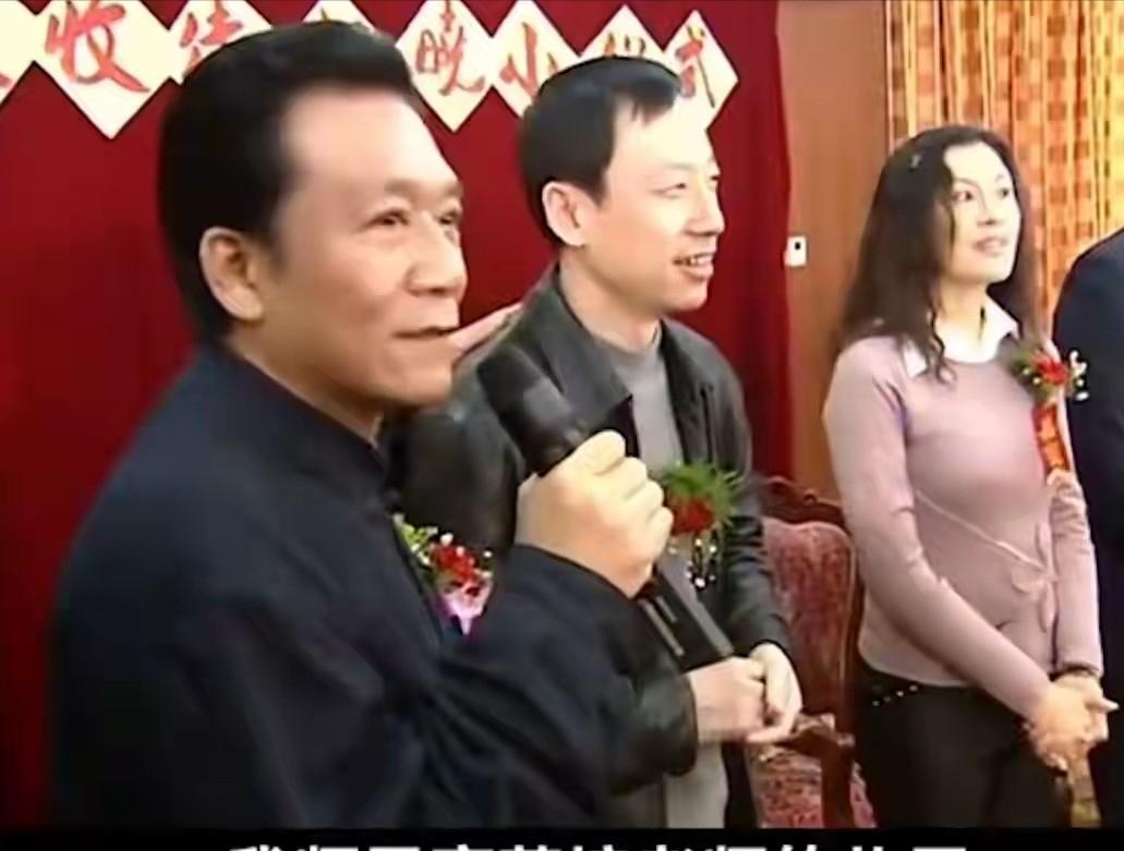 马季弟子刘伟，针对要去德云社的传闻，回答高玉庆：我哪也不去