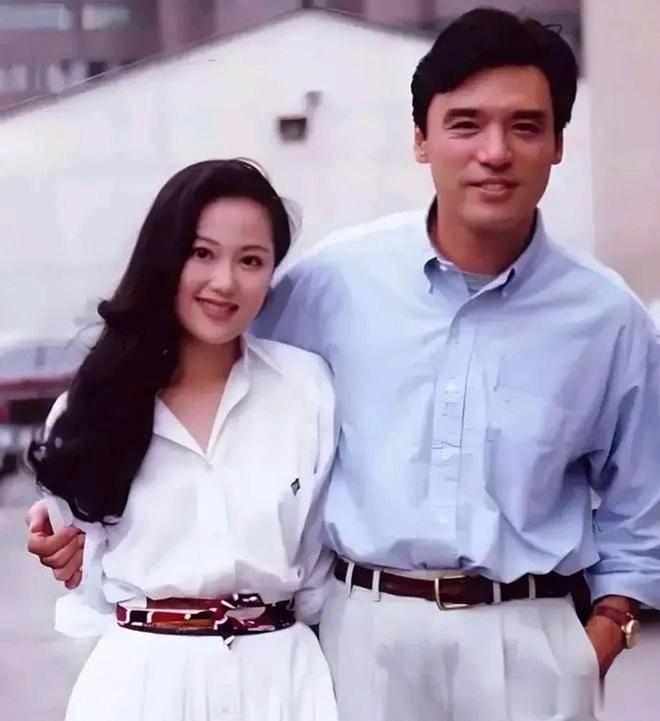 让前夫负债2.5亿，她反手加入美国国籍，如今是国内顶级带货达人