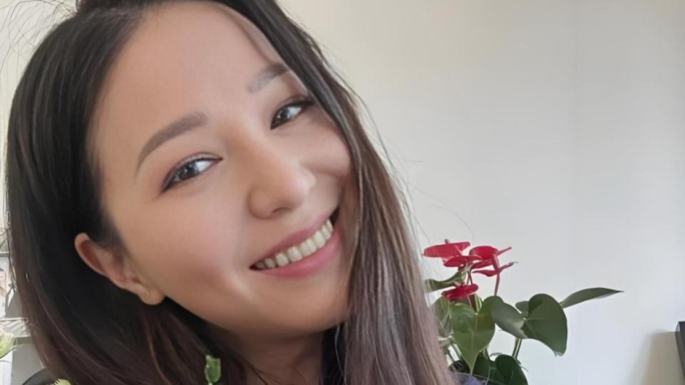 50岁滕丽名近况曝光！嫁金融才俊12年没生孩子，如今尽情享受丁克生活