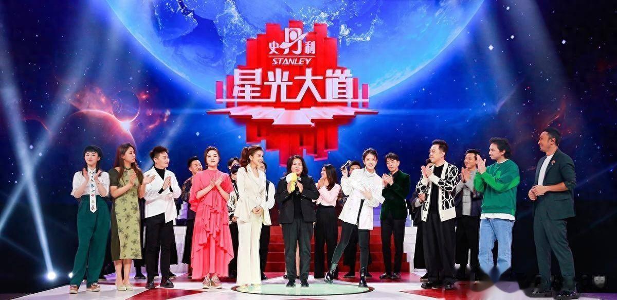 负债百万、装疯卖傻、流浪街头，星光大道的草根歌手现状太落魄