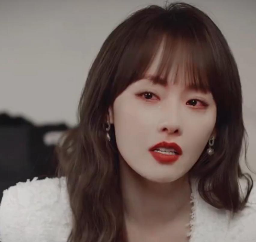 上嫁吞针！“小三”成功上位，买超全家认可，张嘉倪的体面成笑话