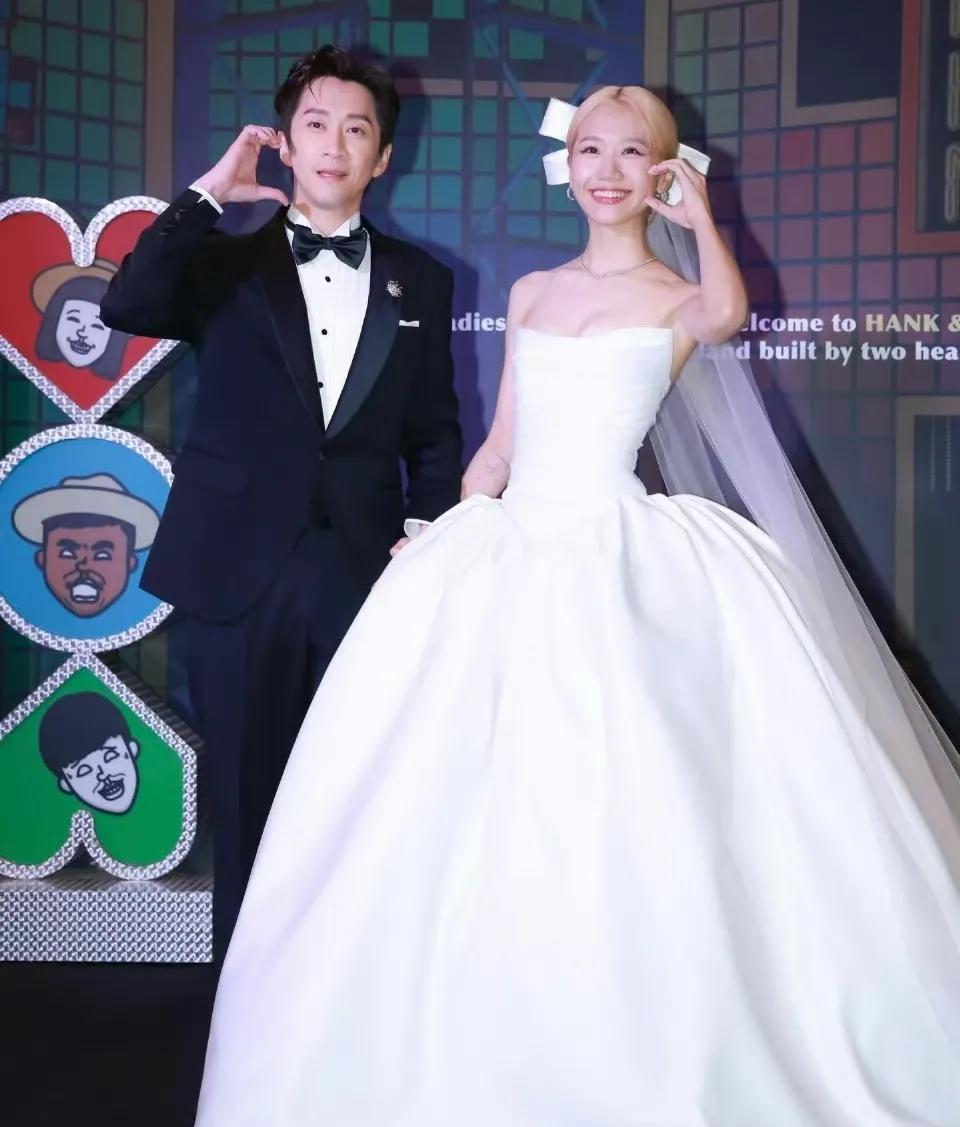 陈汉典lulu婚礼，12年综艺搭档终成眷属！