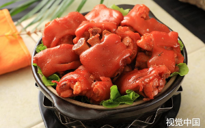 前夫偷我卤猪蹄配方成名，我该不该直播爆锤？