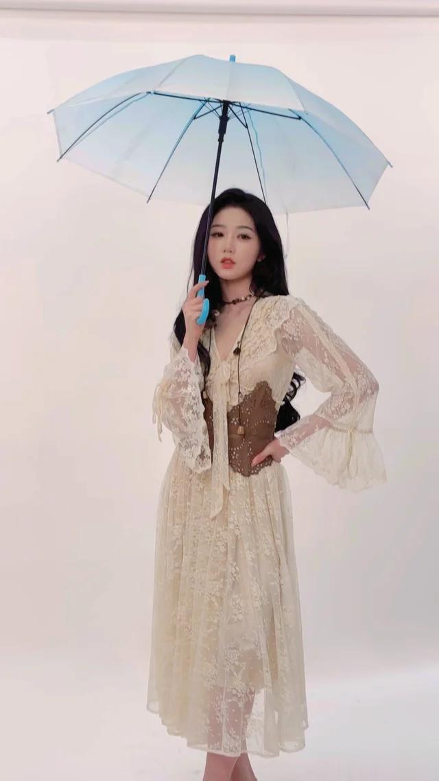 短剧四小花旦齐聚！气场颜值双在线丝毫不输一线，网友直呼太养眼