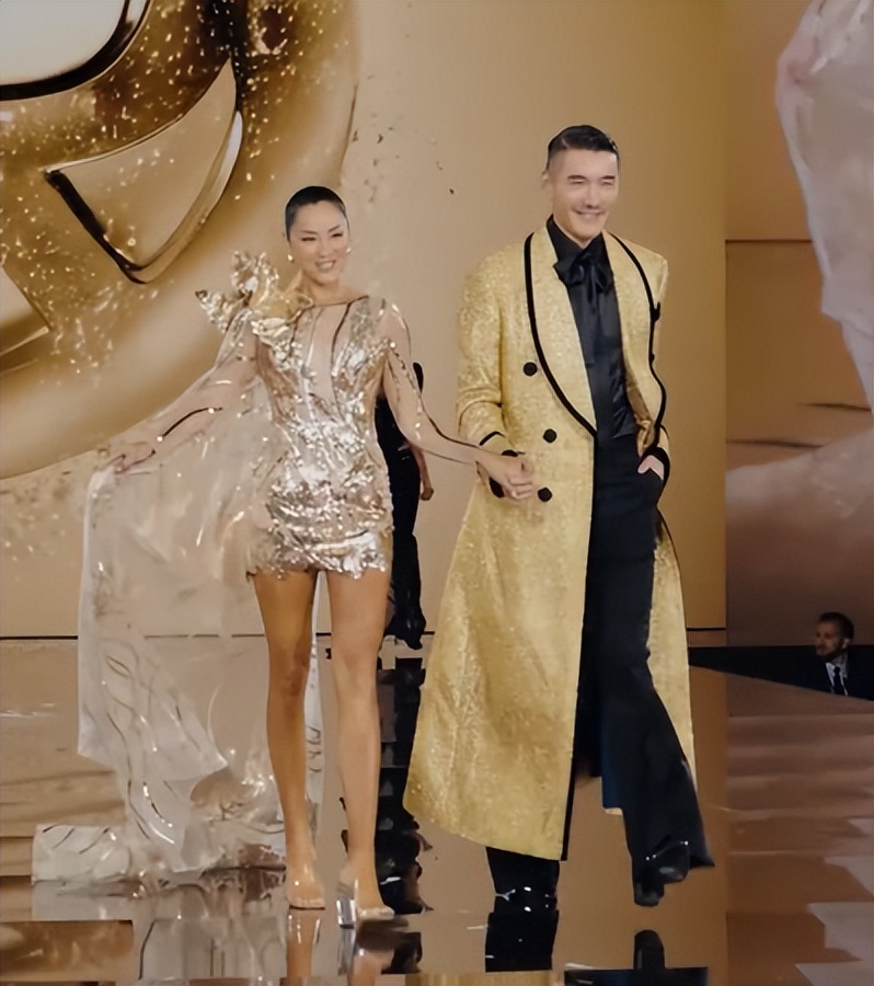 胡兵没想到，55岁“打光棍”的真相被瞿颖爆了出来，简直一针见血