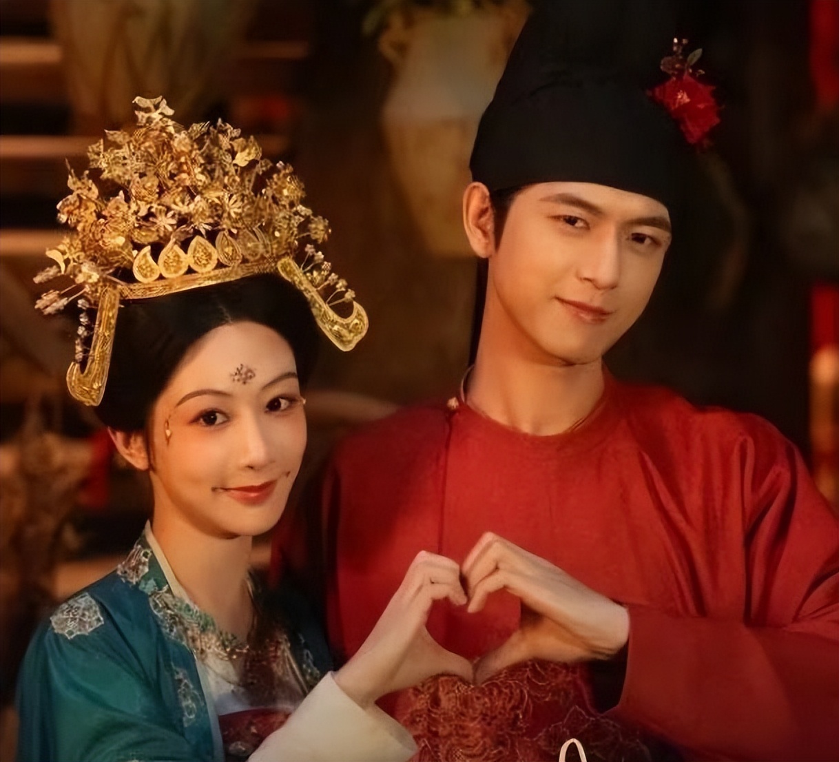 官媒亲宣,李现、杨紫同时传来喜讯,网友恭喜:终于等到这一天