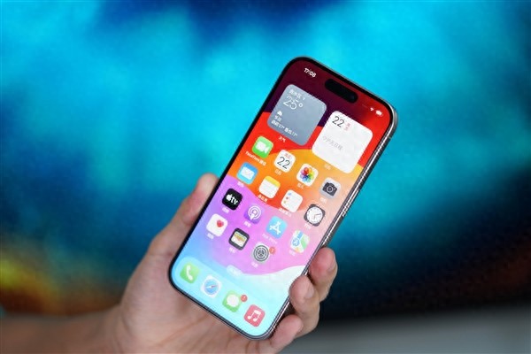 安卓集體漲價凸顯iPhone高性價比：蘋果試圖扛住不漲價 新機還是5999元起