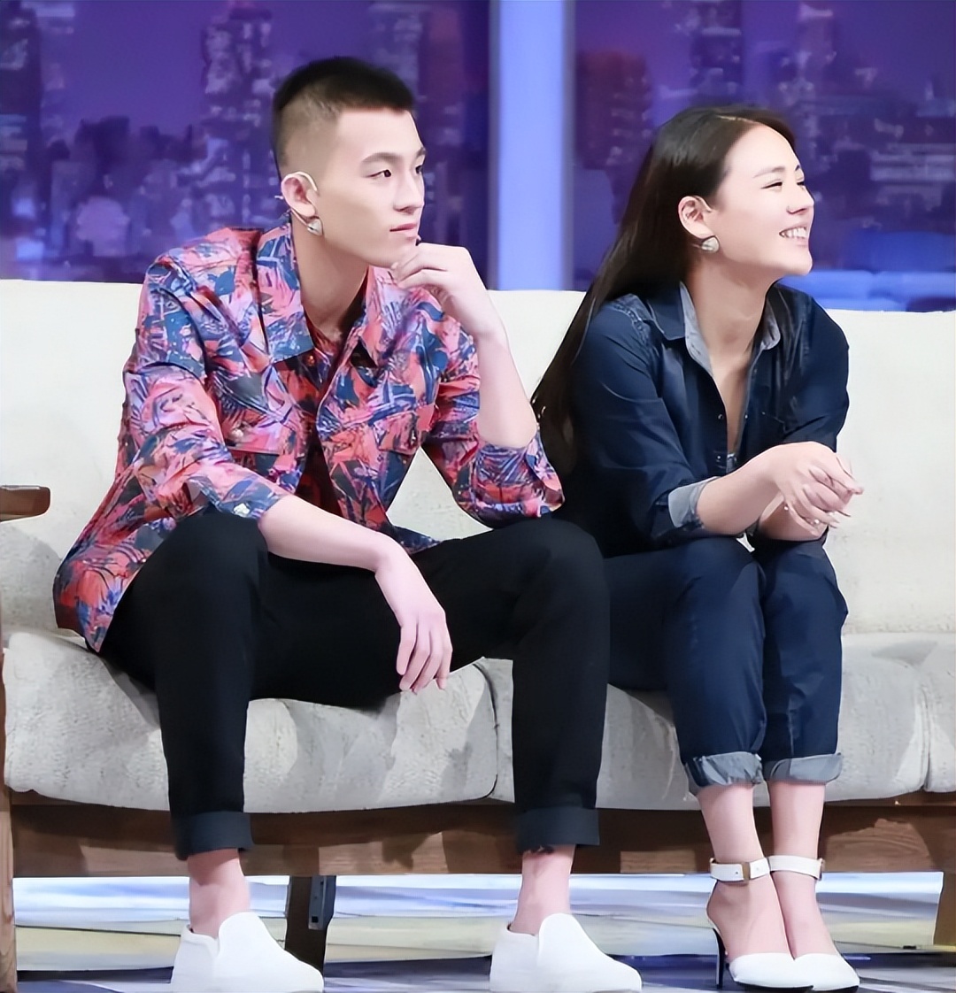 37岁马思纯官宣分手！和欧豪3年和张哲轩4年，情路坎坷现只想工作