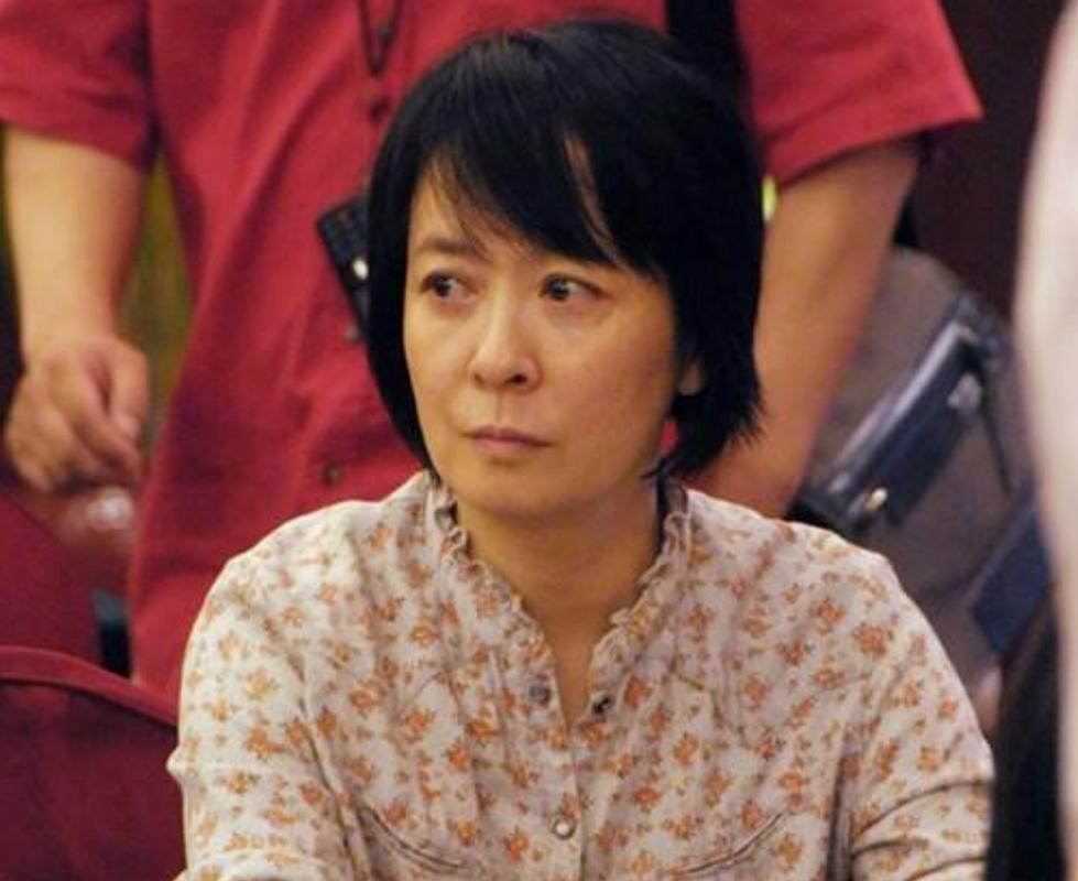 身价超百亿,坐拥北京一条街,有私人飞机,京圈顶级富婆有哪些