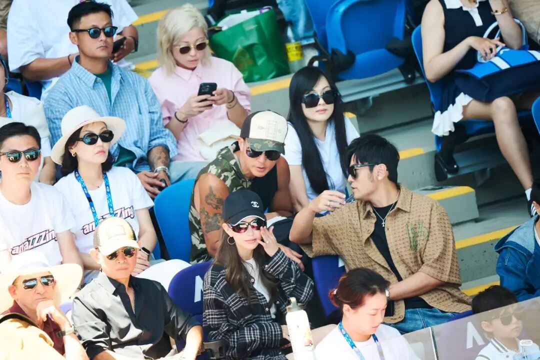 周杰伦儿子高清照曝光！8岁专挑爸妈优点长，眉眼带昆凌的混血感