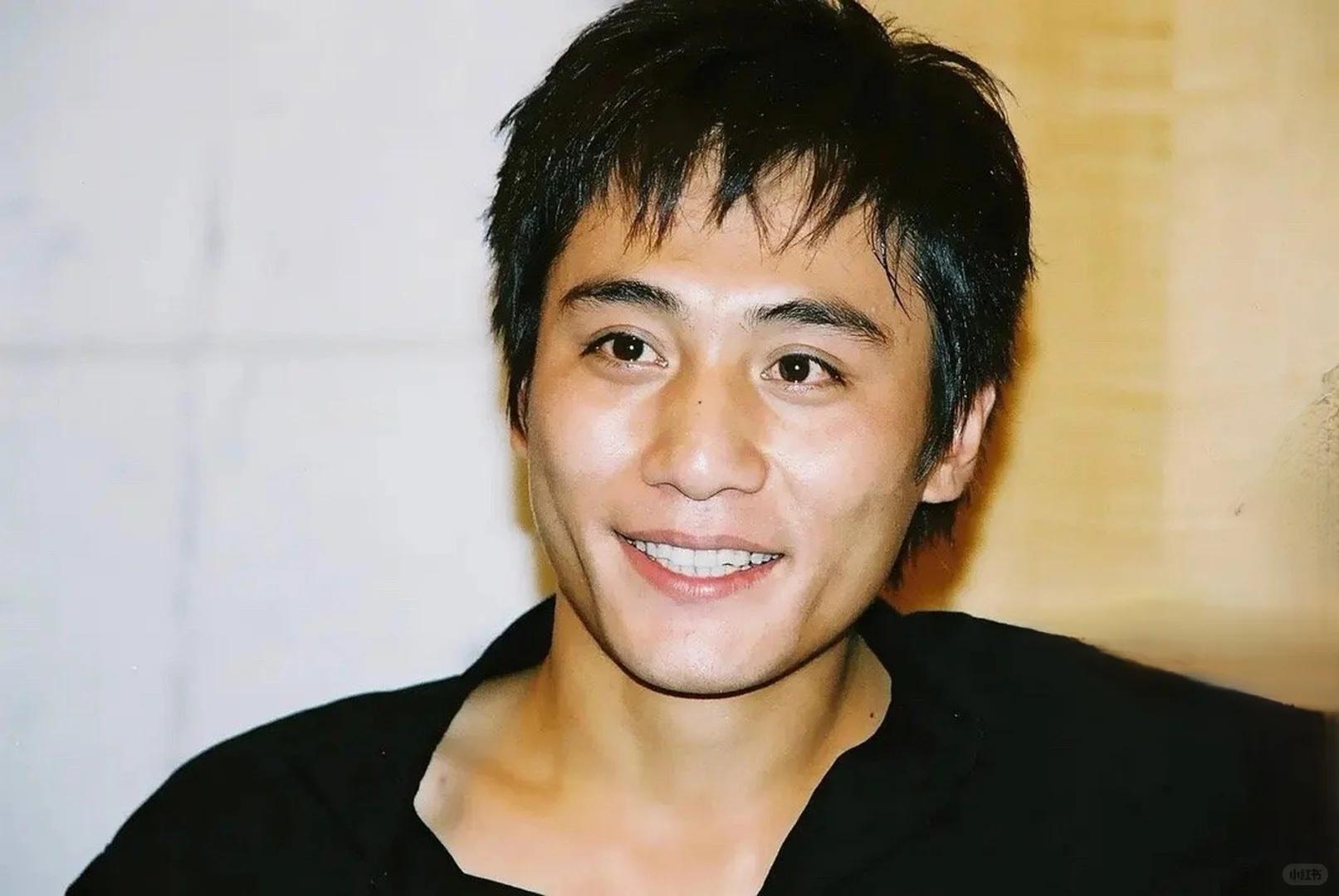 钱赚够了，名声没了，谢娜开演唱会迎来全网骂潮，刘烨当初没说谎