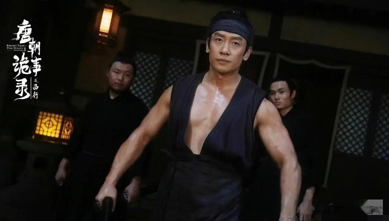 长得阳光帅气，演了48部剧没红，43岁演《蜜语纪》，终于红了