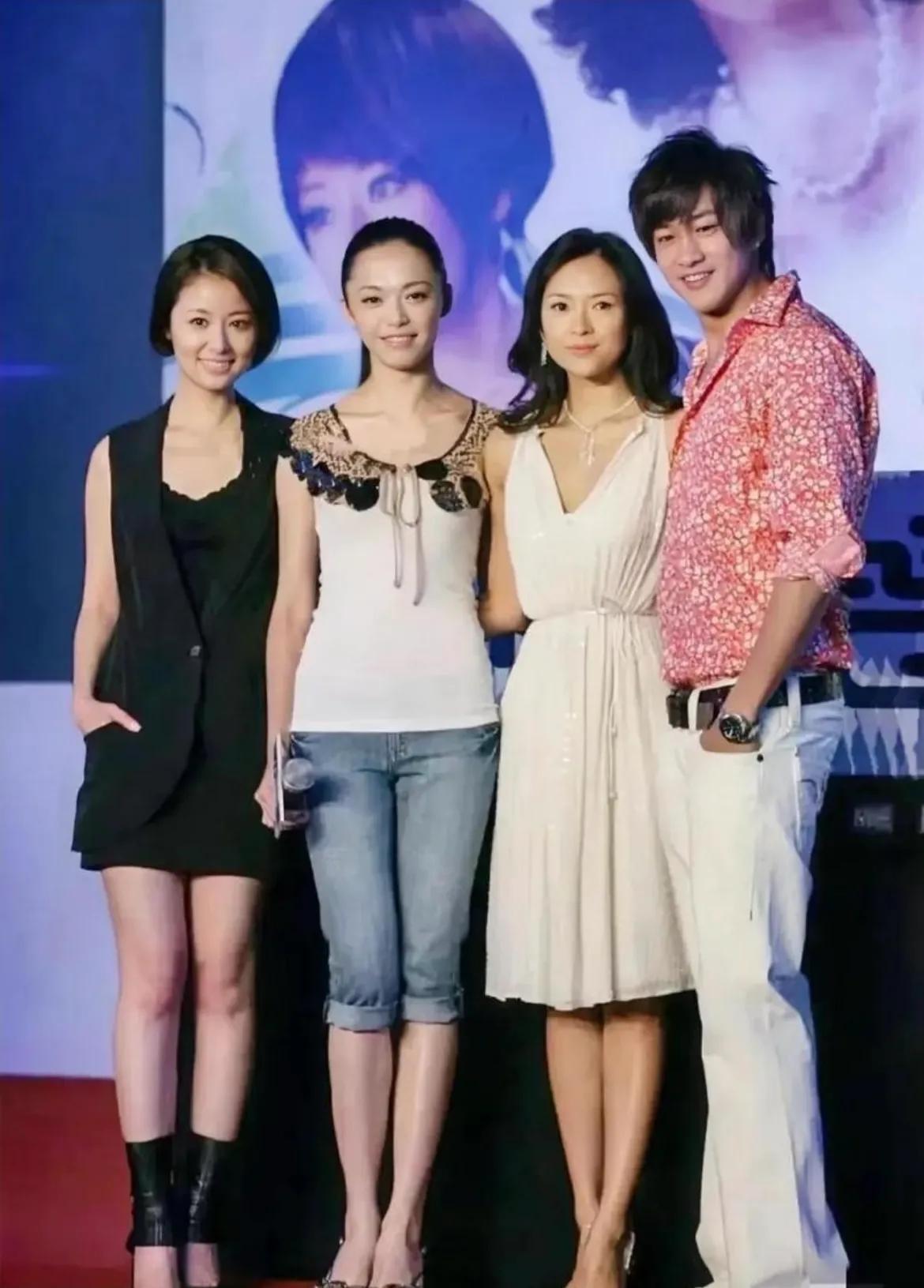 姚晨20岁学生照曝光，网友坐不住了：终于理解凌潇肃为啥一见钟情