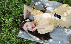 富二代男友装穷和我恋爱，享受我的舔狗式付出，却不知他那张帅脸和我的舔狗人设早已为我涨粉上百万了