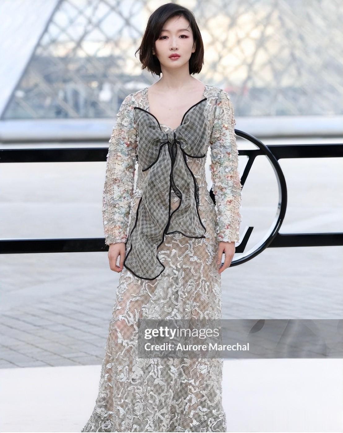 LV大秀太真实！Lisa三角区尴尬，全智贤面相大变，周冬雨真爷们儿