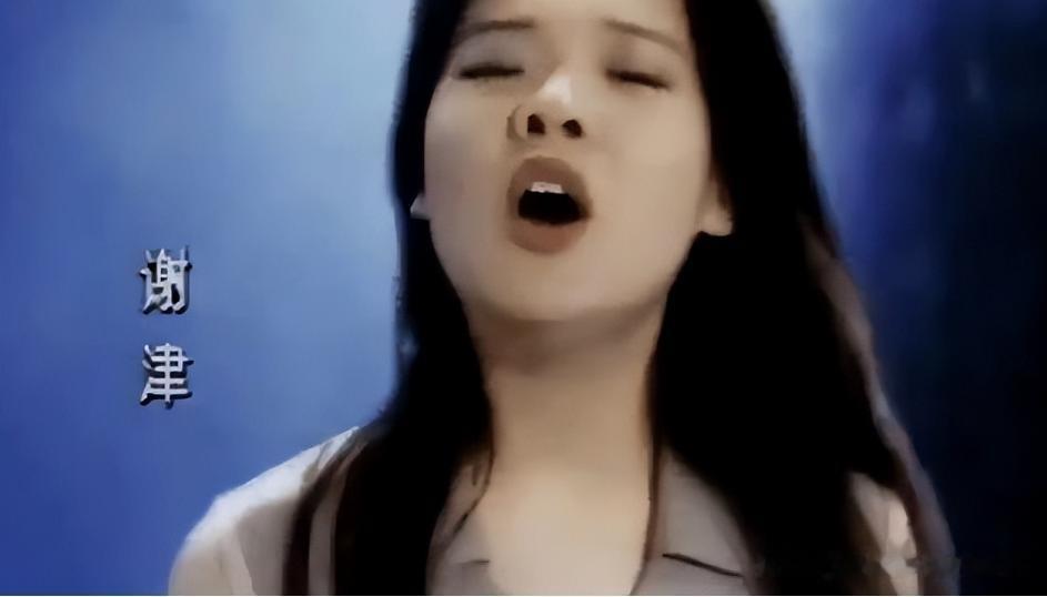 春晚爆红后,她洗完澡从23楼一跃而下,临终时最后喊了声\妈妈\