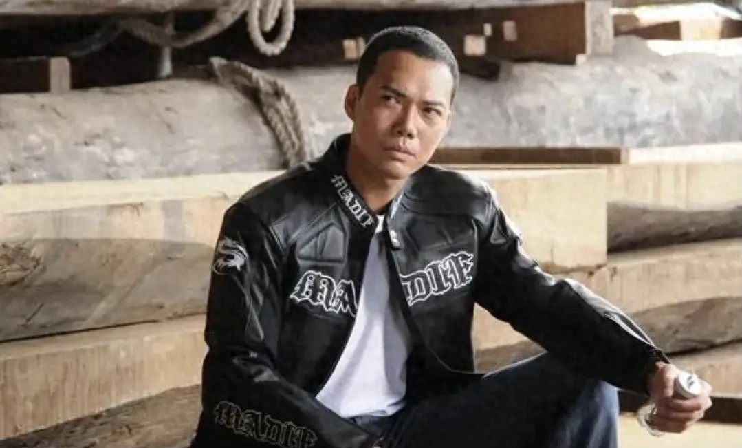 TVB前知名男星近况曝光！被指皮肤松弛老态尽显，曾是卧底专业户